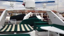 TURNIN LEFT -  Sundeck